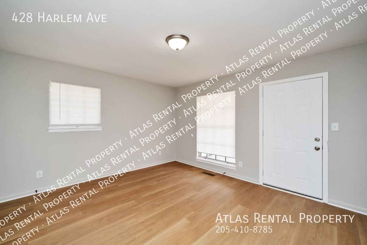 428 Harlem Ave - Photo 6 of 19
