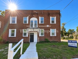 featured image of 82 W 32nd St #2