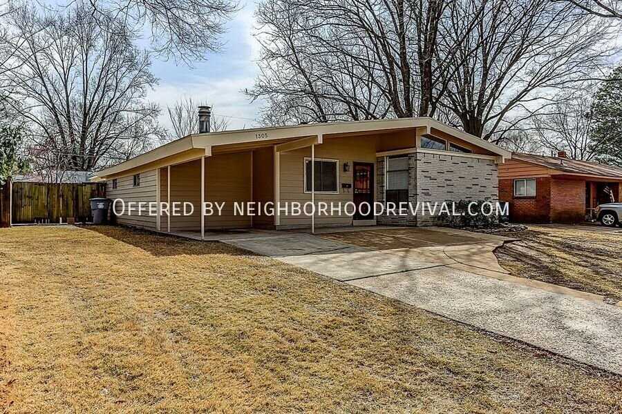 1305 Dogwood Dr - Photo 2 of 29