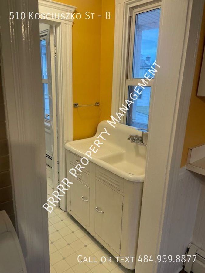 510 Kosciuszko St #B - Photo 5 of 20