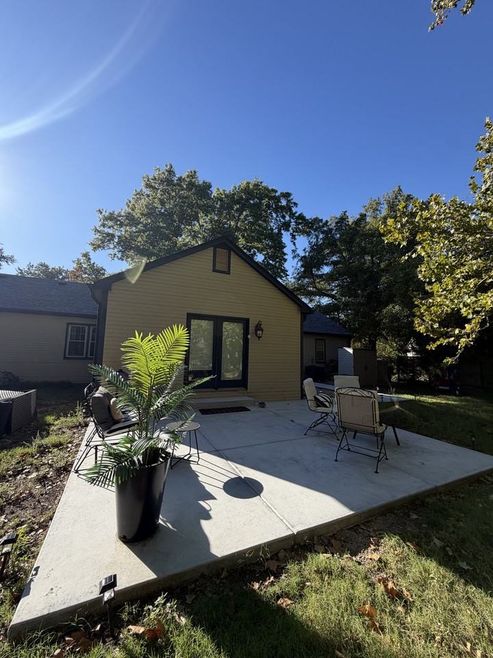 58 S Stratford Rd - Photo 5 of 20