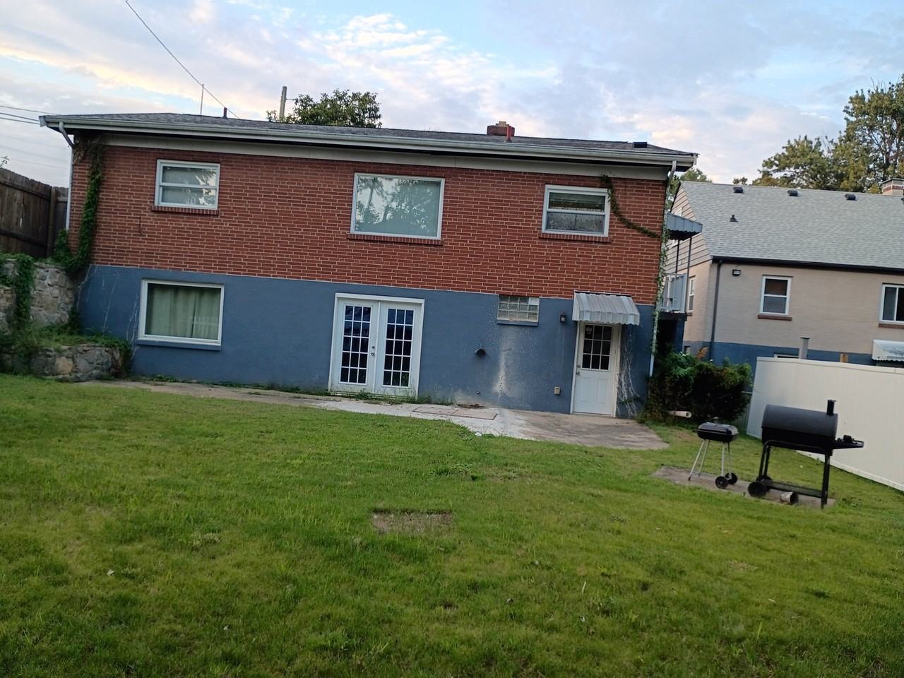 2057 W North Bend Rd - Photo 5 of 10