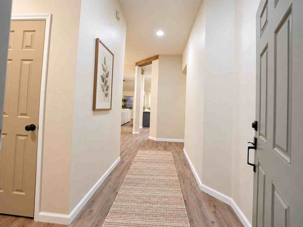 15215 Faircrest Dr - Photo 2 of 14