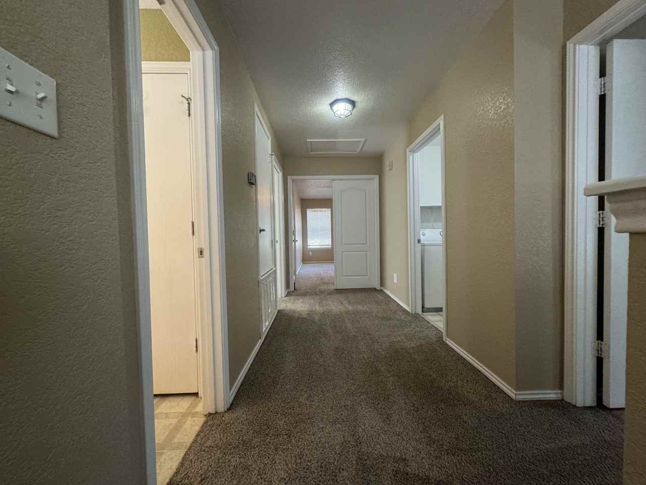307 Amberdale Oak - Photo 5 of 15