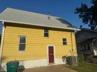 1744 N Monroe St - Photo 2 of 10