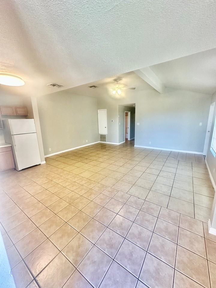 7367 Golf Vista Blvd - Photo 2 of 12