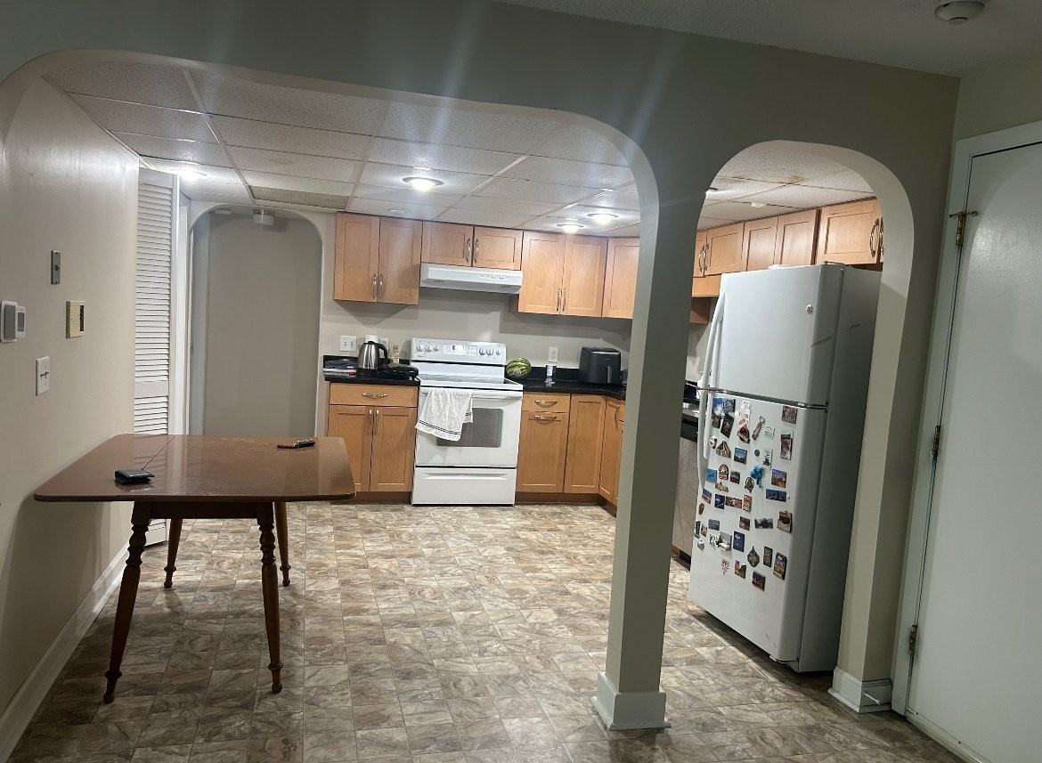 3 Shadowbrook Ln - Photo 2 of 10
