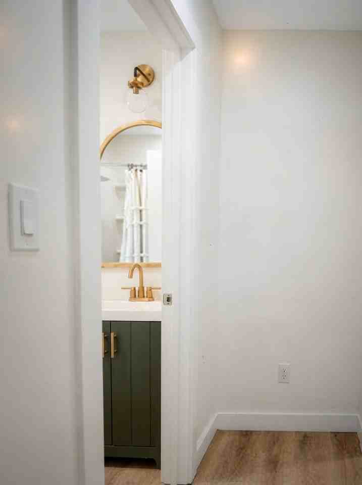 81 North St - Photo 4 of 6