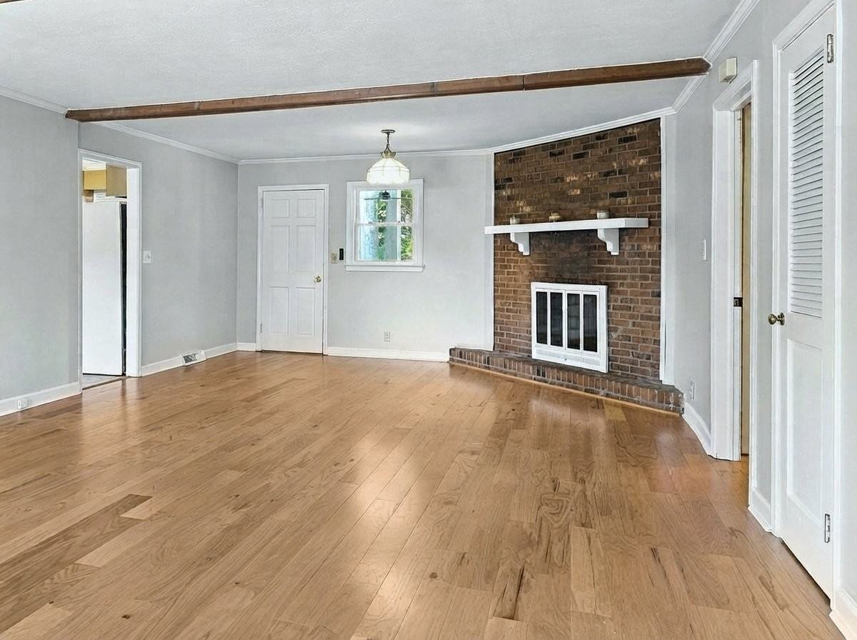 501 Cunningham Rd - Photo 3 of 11