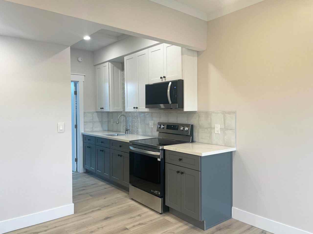 3093 39th St #B - Photo 5 of 11