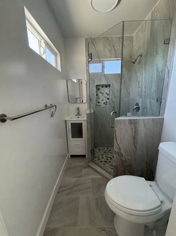 9318 Hooper Ave - Photo 6 of 8