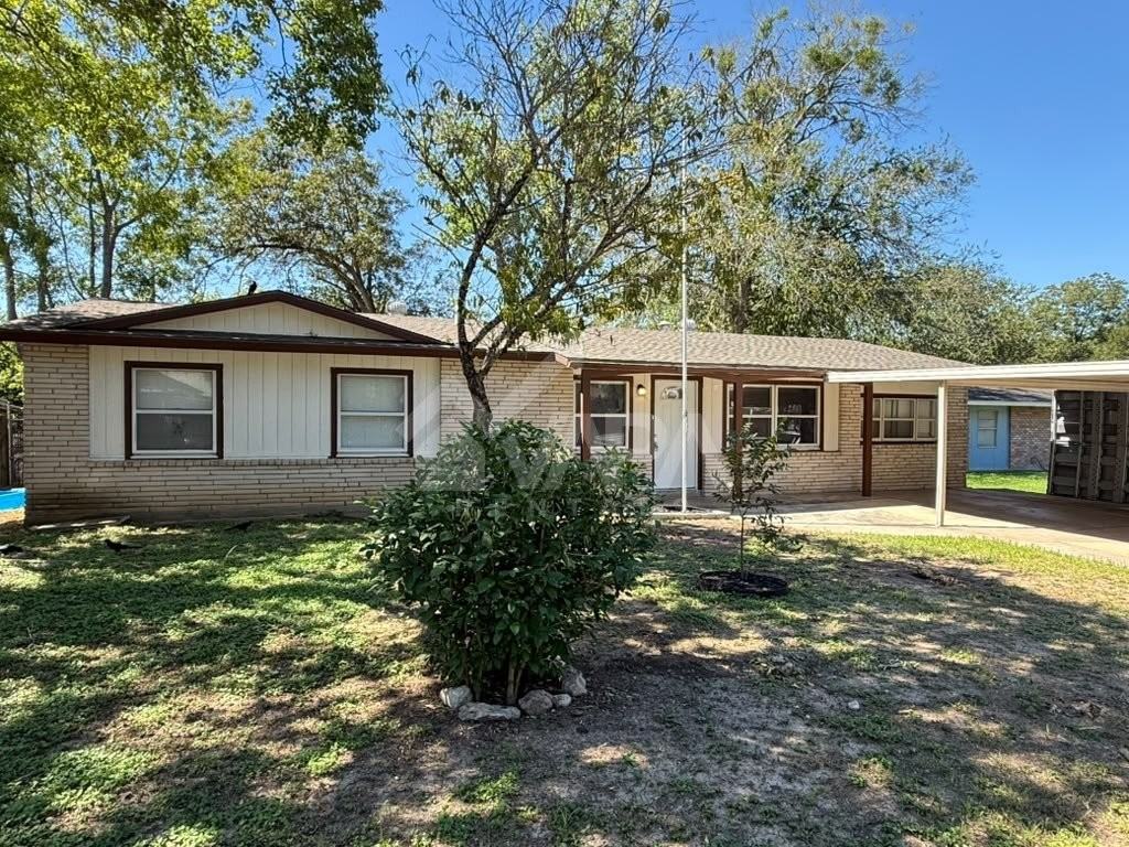 6011 Hillman Dr - Photo 2 of 19