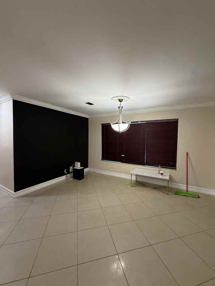 9975 Sw 215th St #1 - Photo 3 of 6