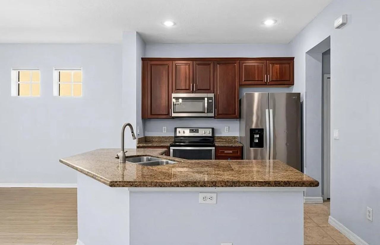 7435 Arlington Grove Cir - Photo 6 of 20