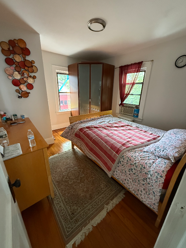 10 Elizabeth St - Photo 3 of 7
