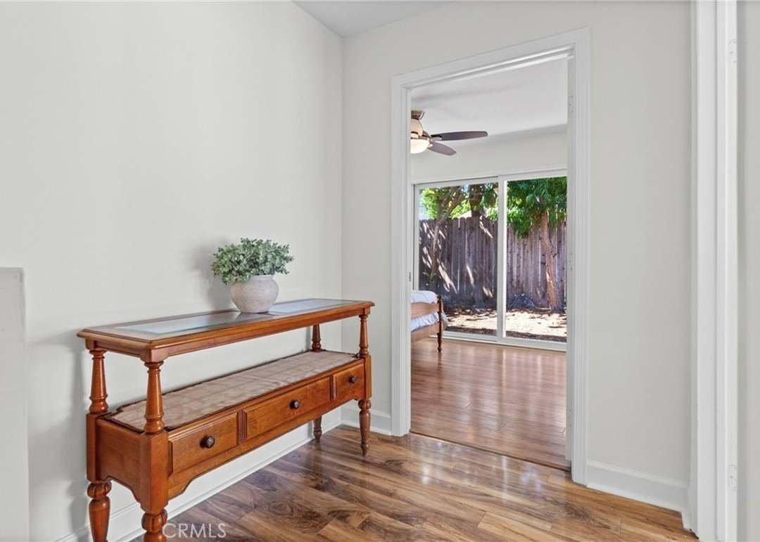 1351 Avalon St - Photo 4 of 17