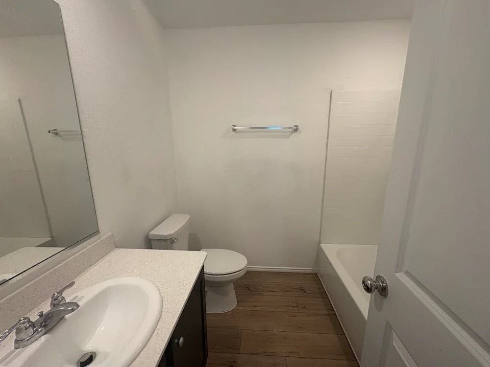 1321 Haymarket Rd - Photo 7 of 9