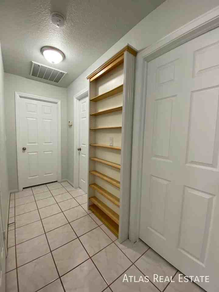 4121 Snow Petal Ct - Photo 7 of 34