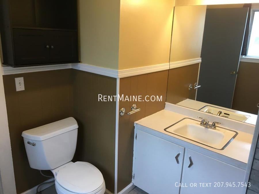 192 Forest Ave #1 - Photo 4 of 16