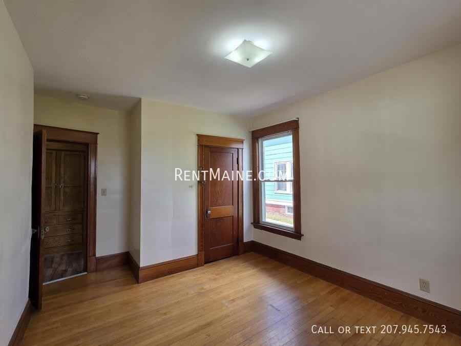 27 Cook St #A - Photo 7 of 14