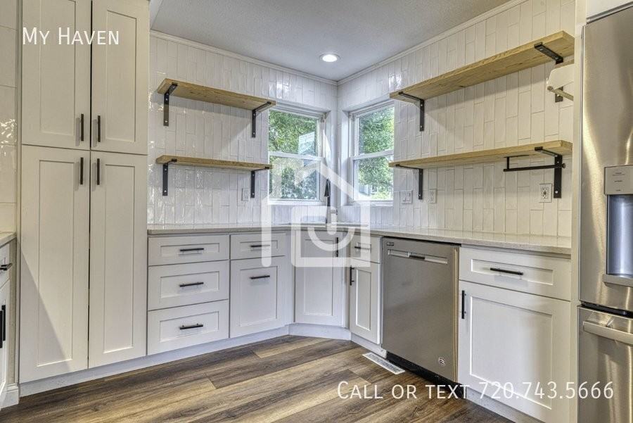 2691 S Deframe Cir - Photo 6 of 26
