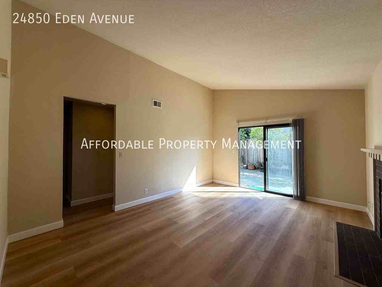 24850 Eden Ave - Photo 4 of 27