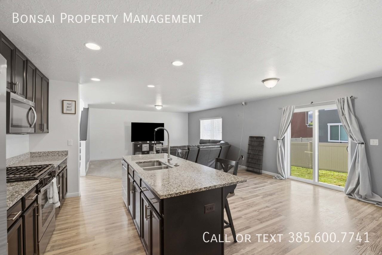 4196 Dryland Way - Photo 7 of 30