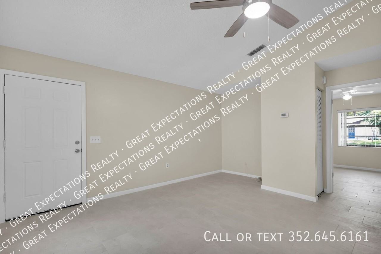 3343 Ne 56th Ave - Photo 4 of 18