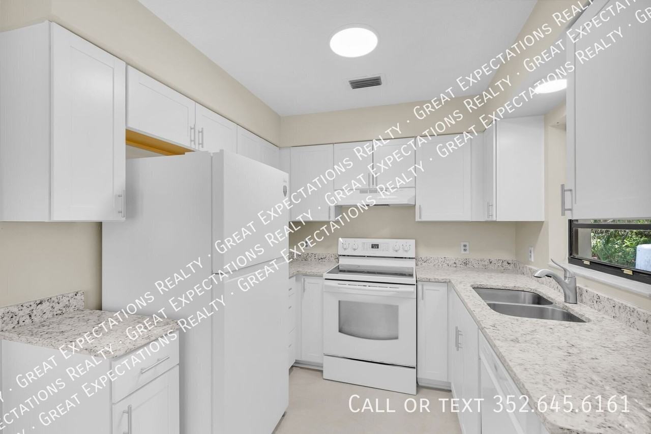 3343 Ne 56th Ave - Photo 7 of 18