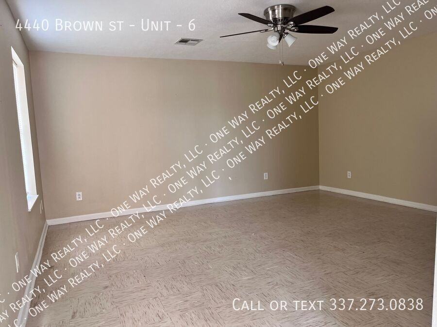 4440 Brown St #6 - Photo 3 of 18