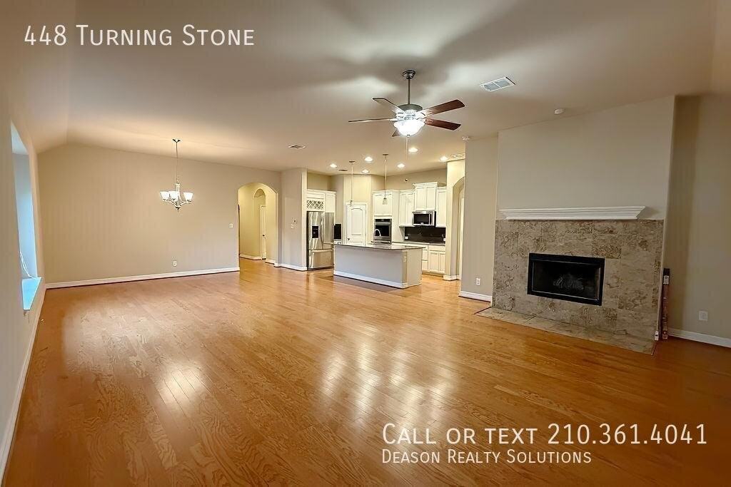 448 Turning Stone - Photo 5 of 36