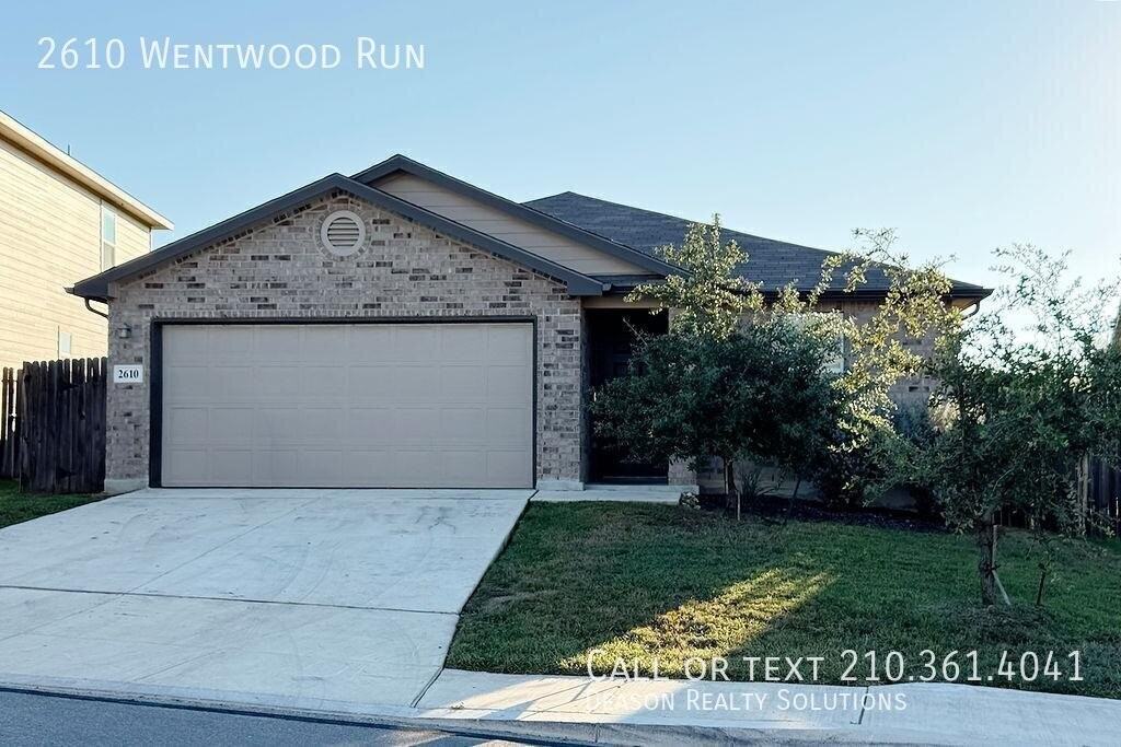 2610 Wentwood Run - Photo 3 of 32
