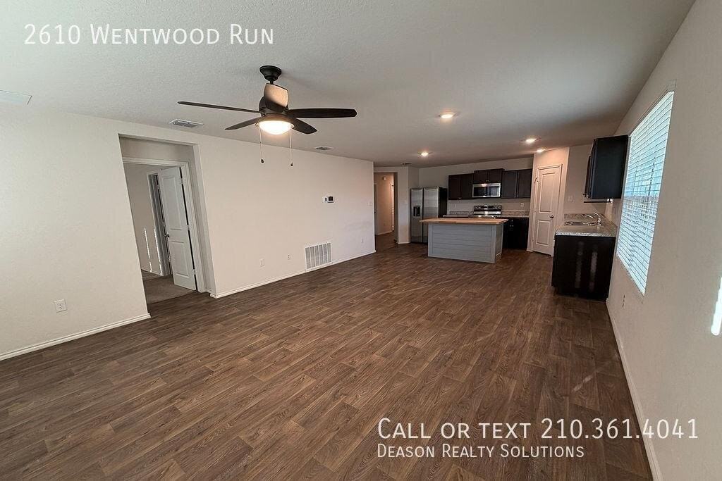 2610 Wentwood Run - Photo 5 of 32
