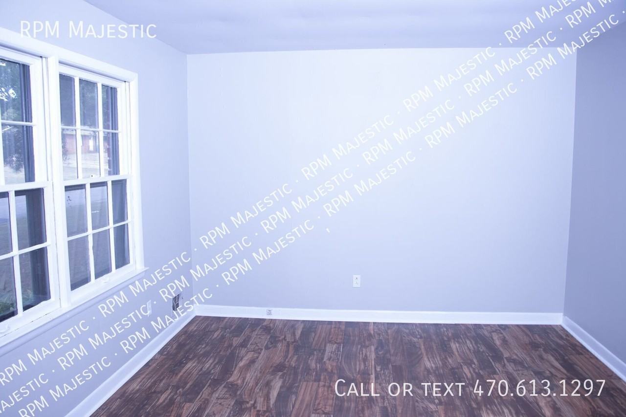 1703 Pheasant Dr - Photo 2 of 12