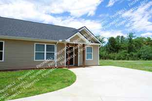 1006B Martin Dr #B - Photo 1 of 1