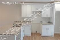 1006B Martin Dr #B - Photo 6 of 14