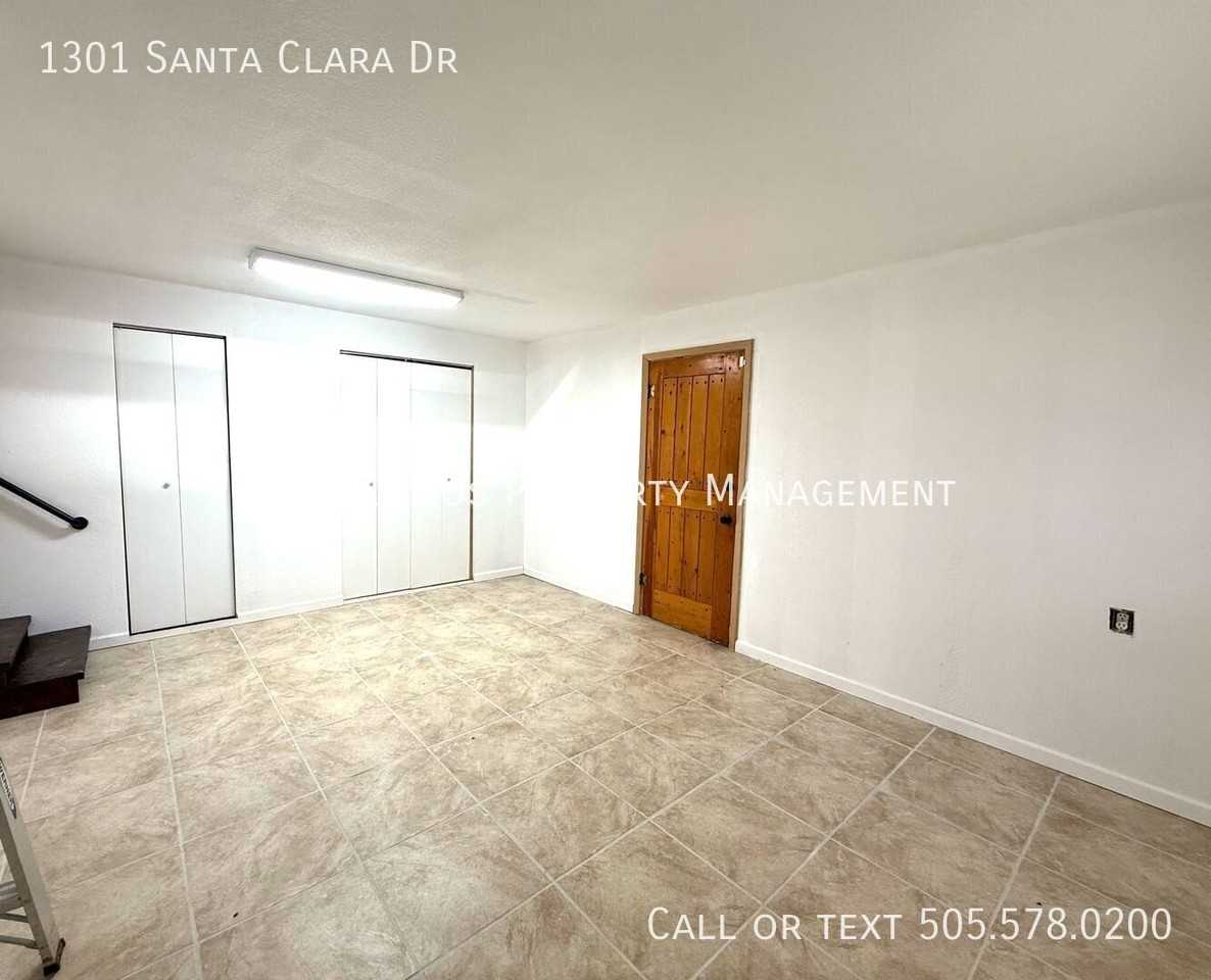 1301 Santa Clara Dr - Photo 6 of 25