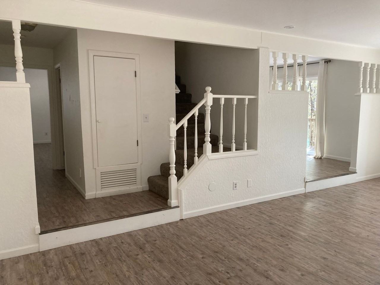 28097 Geneva Ln - Photo 7 of 50