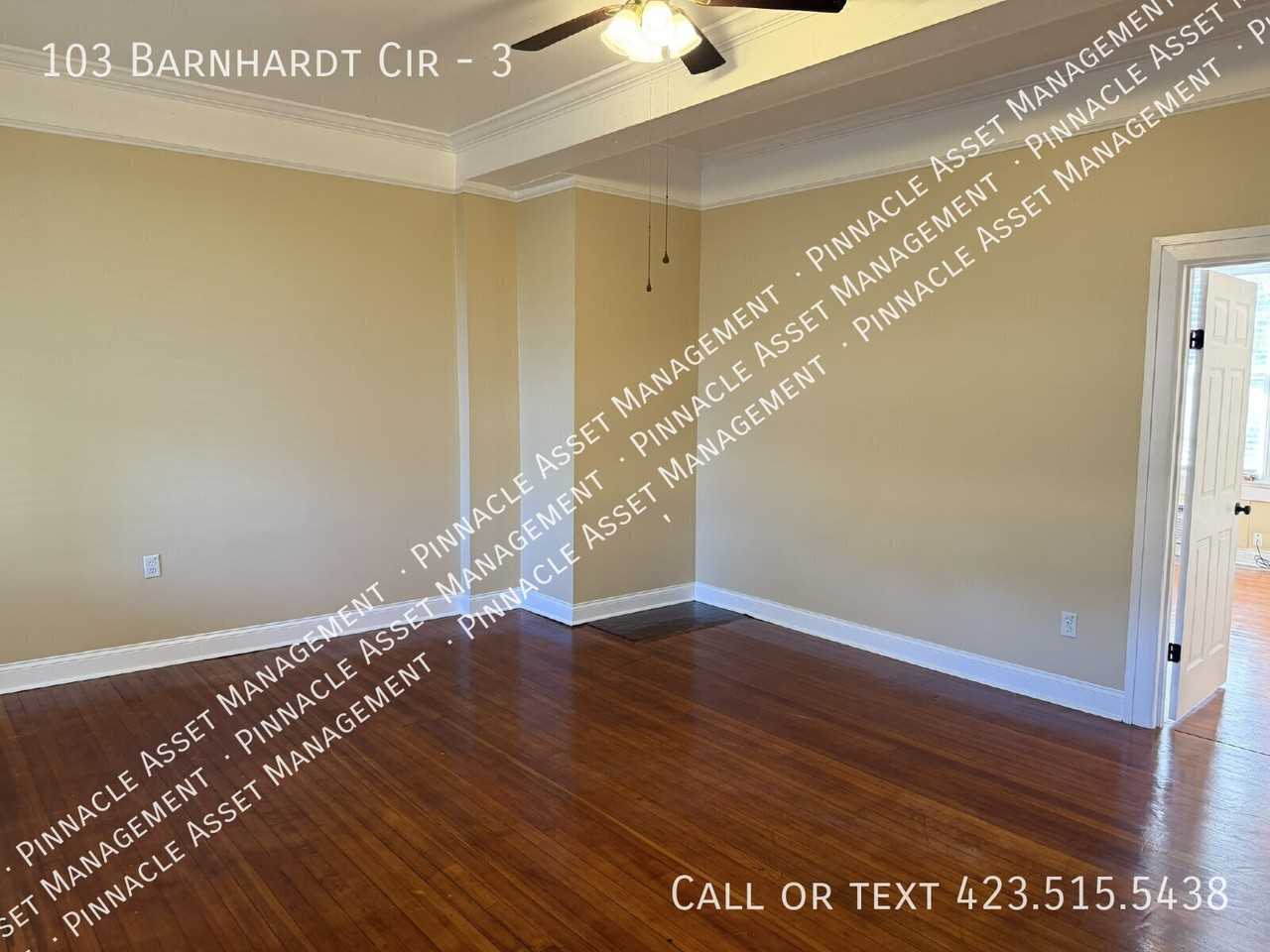 103 Barnhardt Cir #3