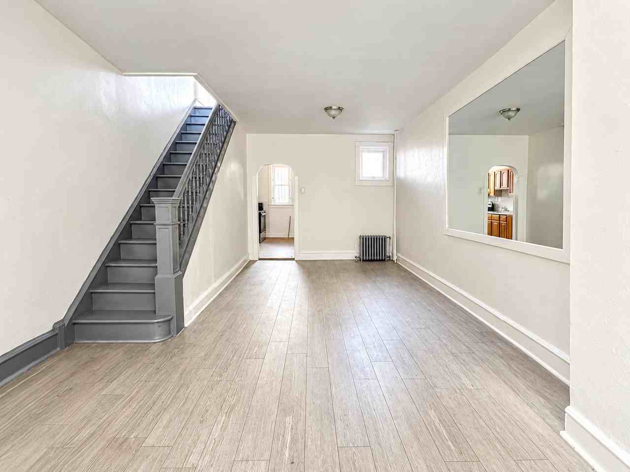 3218 Potter St - Photo 3 of 14