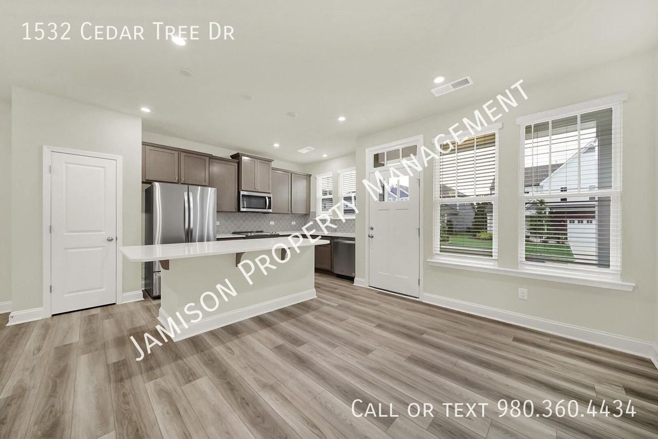 1532 Cedar Tree Dr - Photo 5 of 25