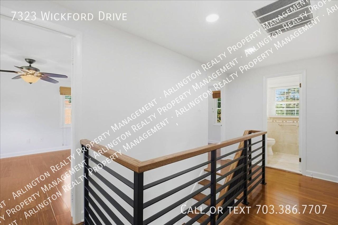 7323 Wickford Dr - Photo 2 of 39