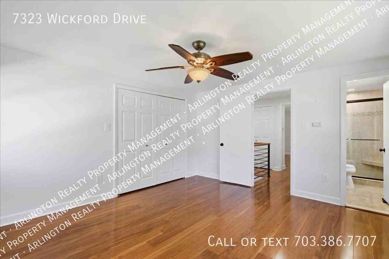 7323 Wickford Dr - Photo 5 of 39