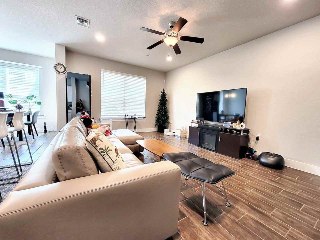 11321 Gadsen Ln #93 - Photo 3 of 26