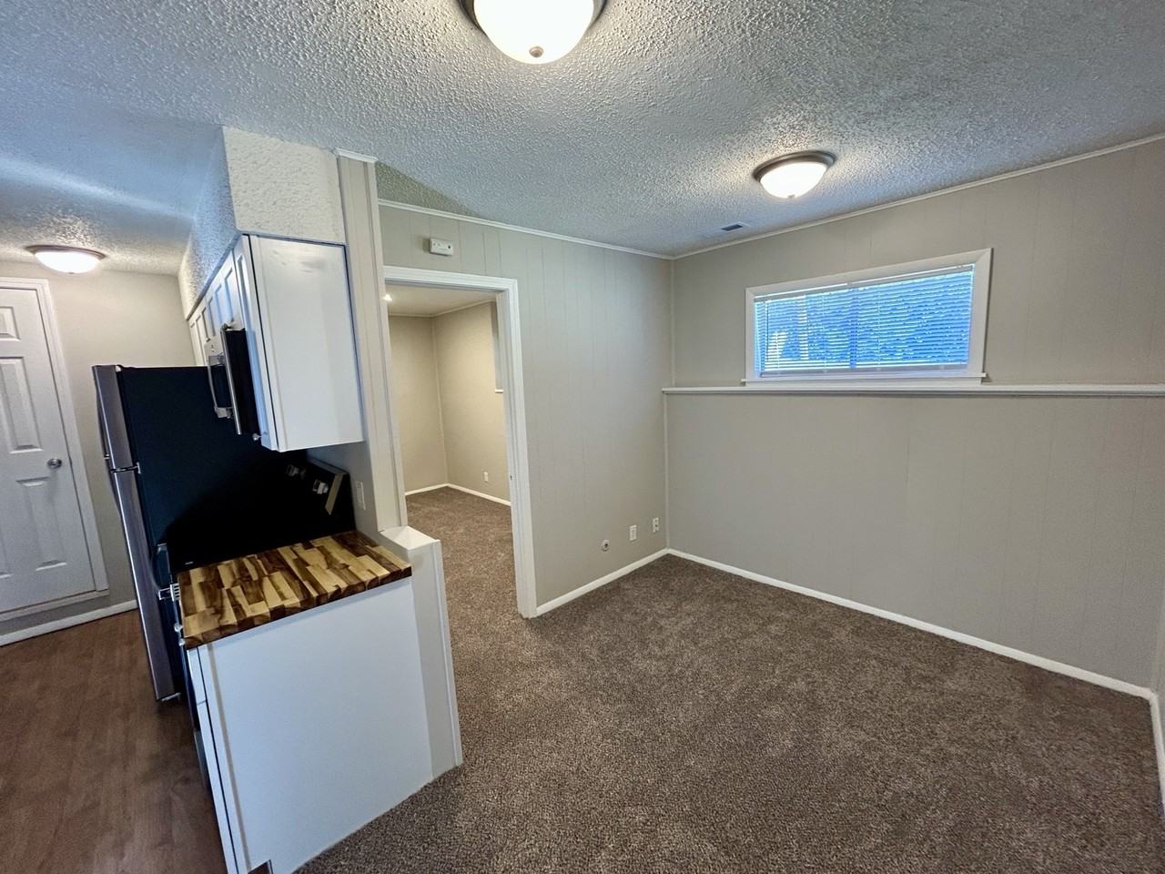 626 Schwarz Road - Photo 5 of 6