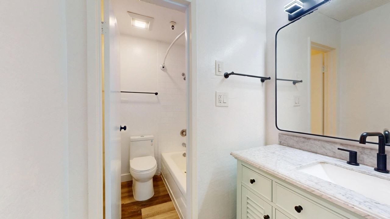 1690 Broadway Street - Photo 4 of 35