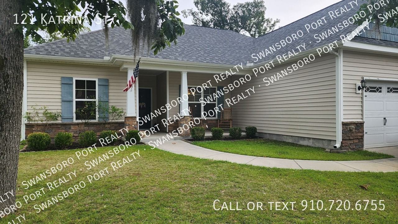 121 Katrina St - Photo 2 of 44