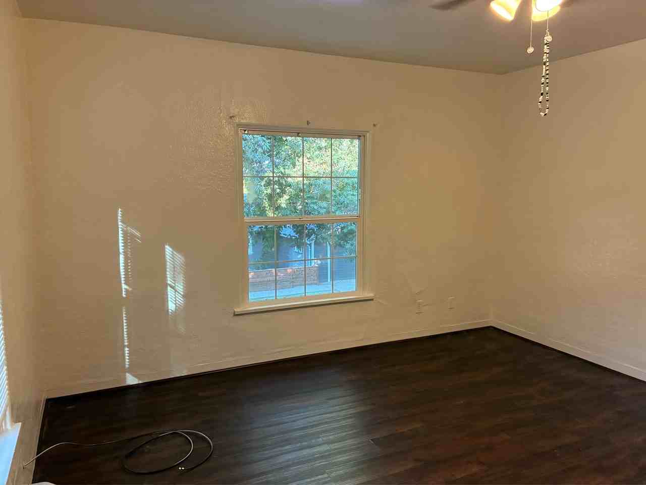 201 Jones Street - Photo 3 of 12