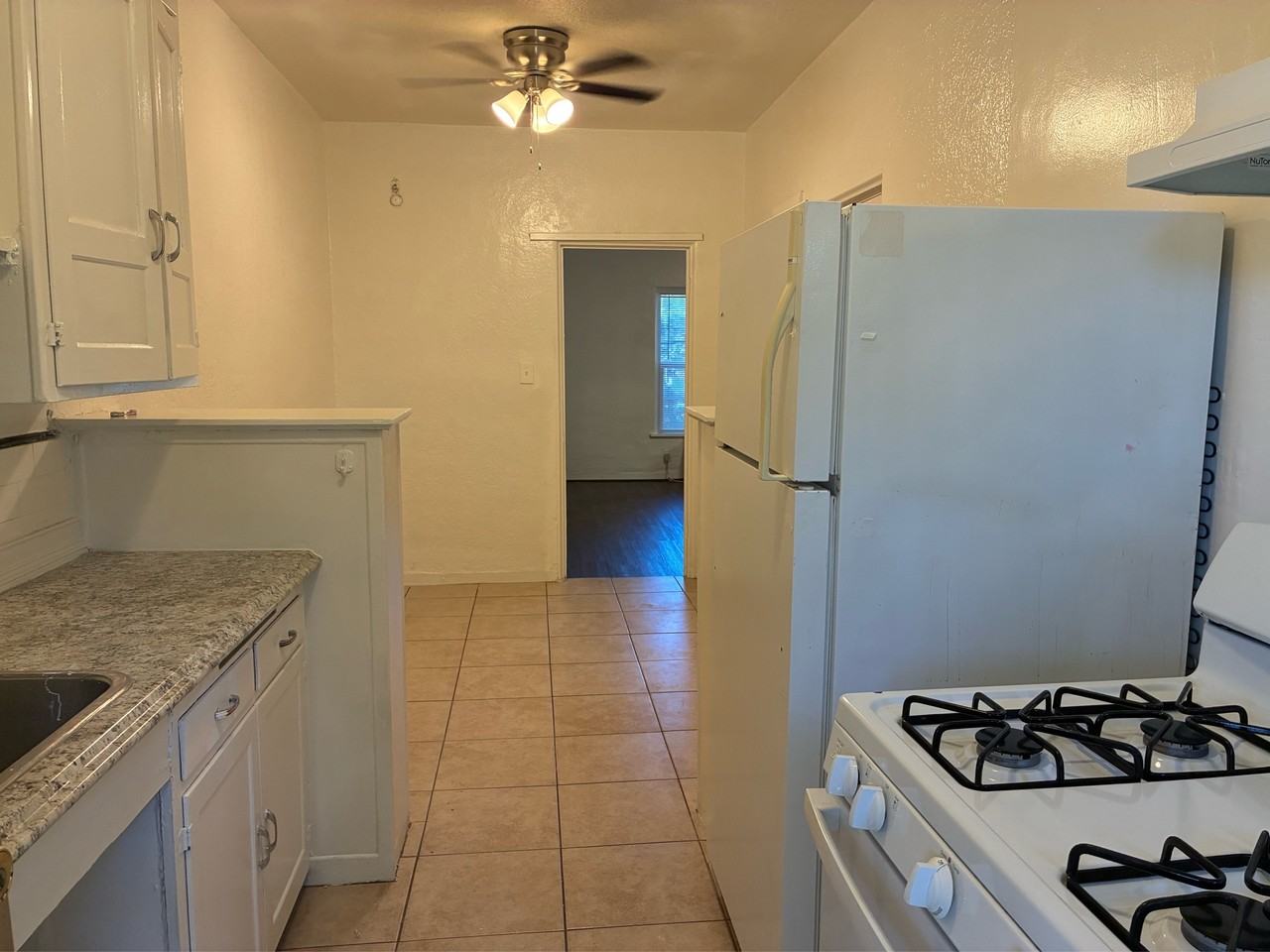 201 Jones Street - Photo 5 of 12