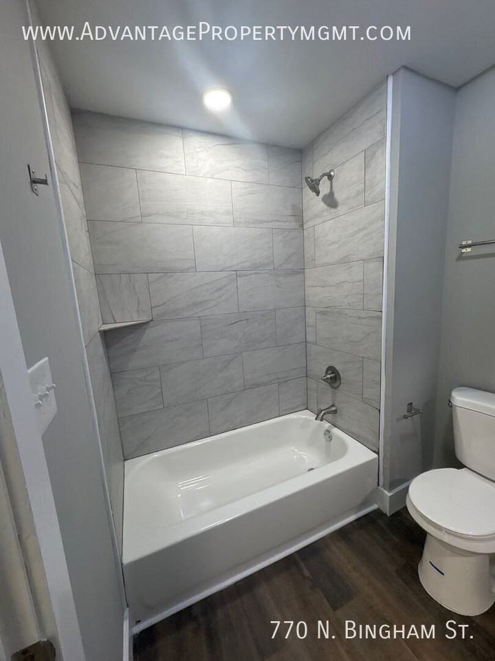 770 N Bingham St - Photo 6 of 16
